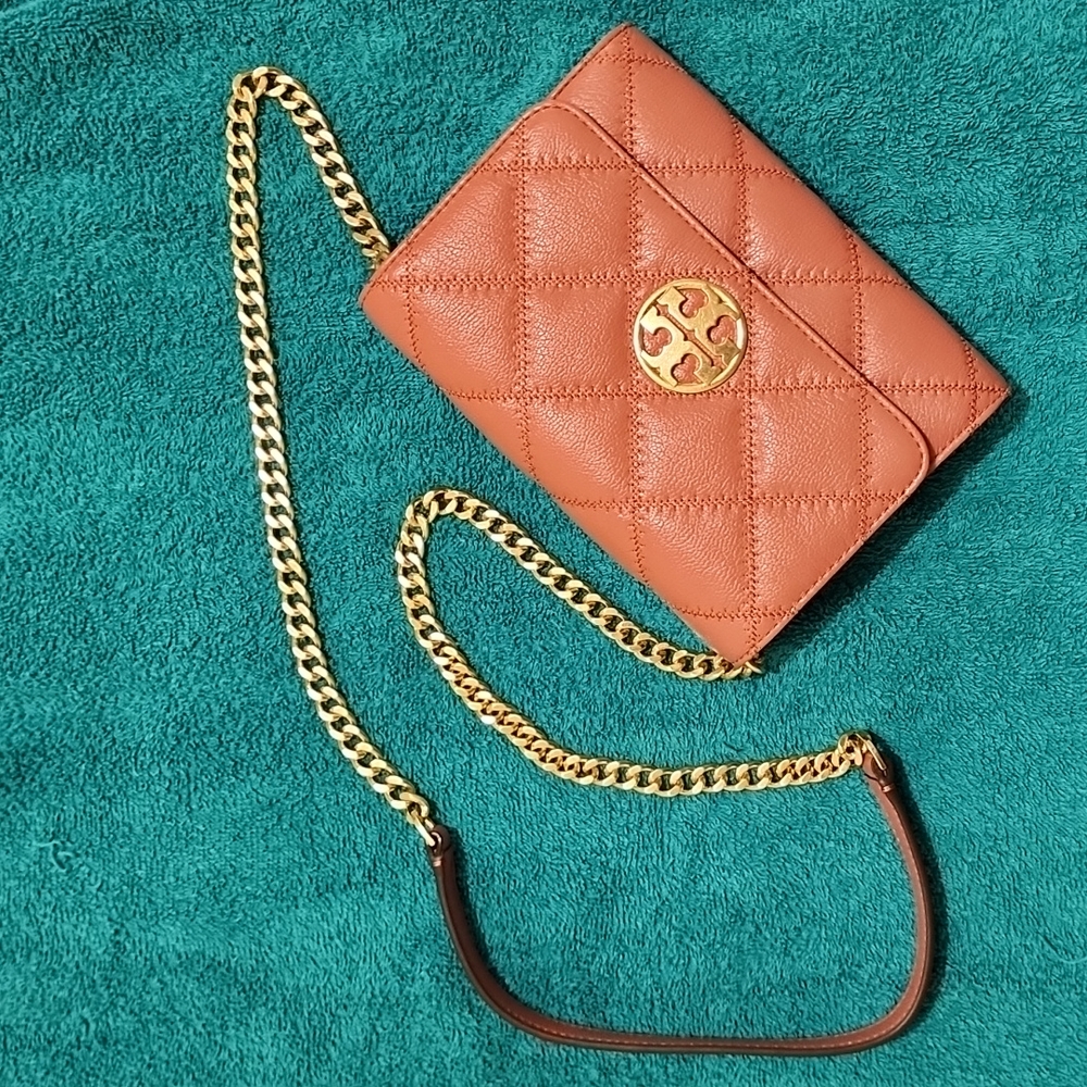 Tory Burch Willa Chain Wallet